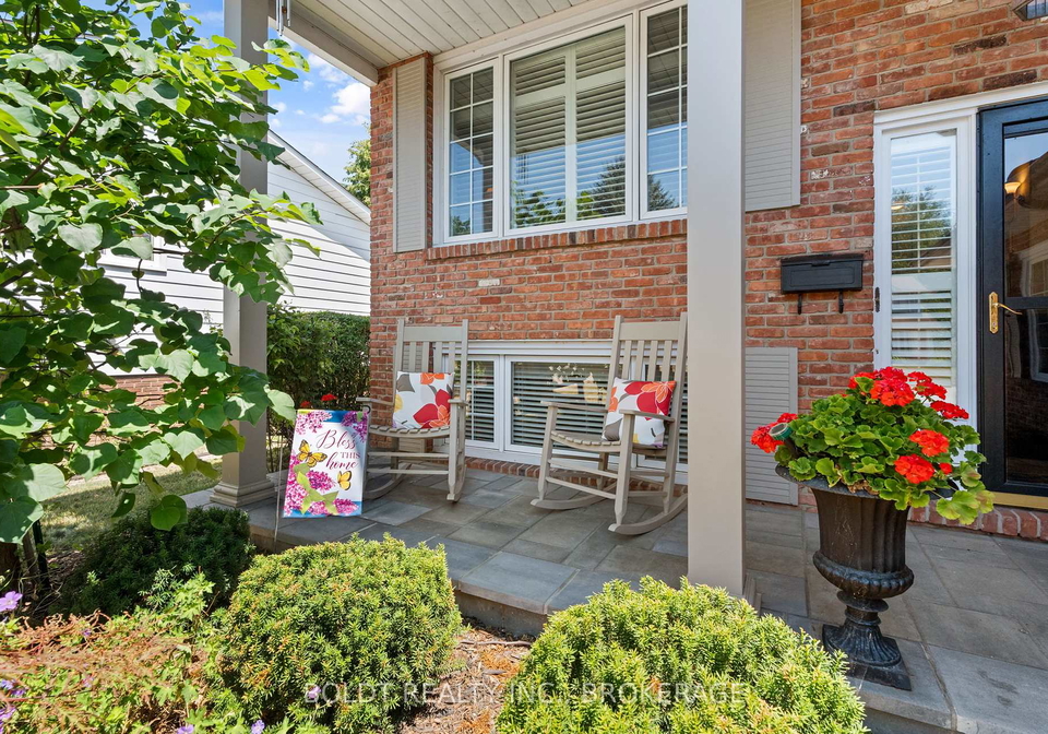 6-linhaven-court-st-catharines-ontario-x12324101