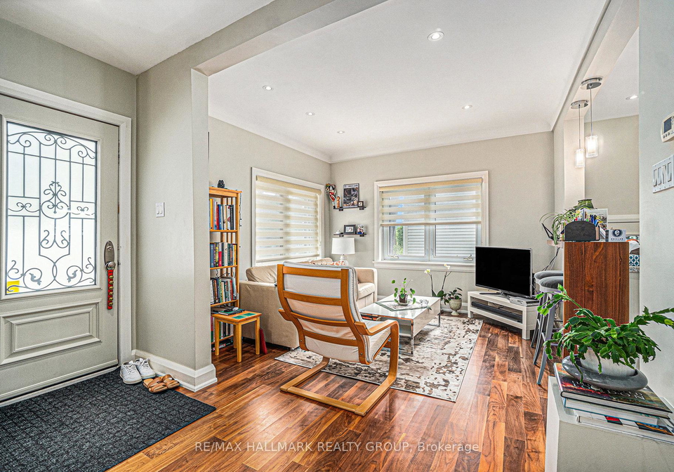 1197-emperor-avenue-ottawa-ontario-x12324277