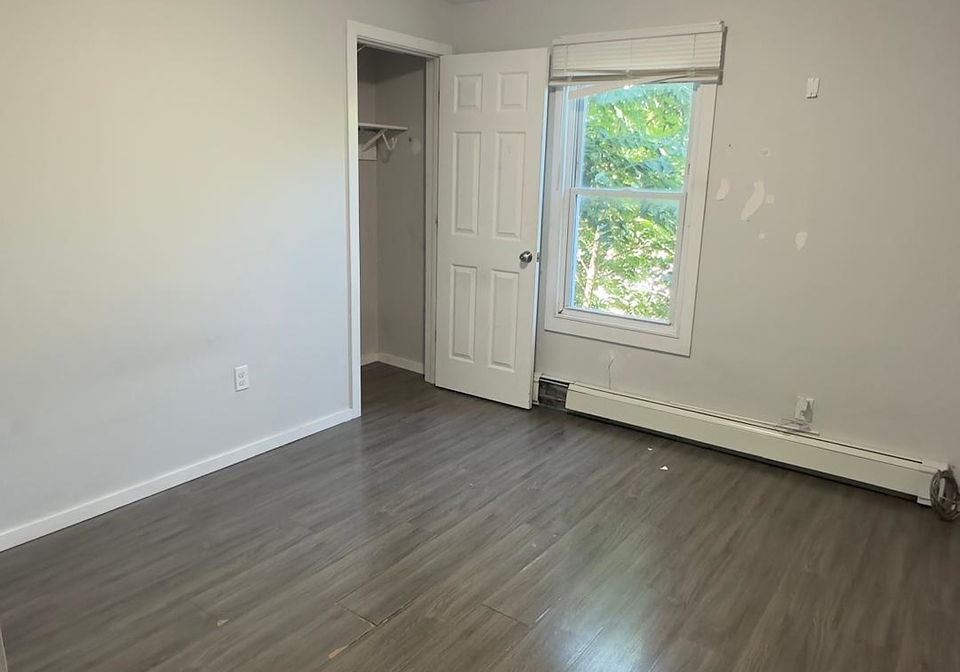 108-queenston-street-st-catharines-ontario-x12324318