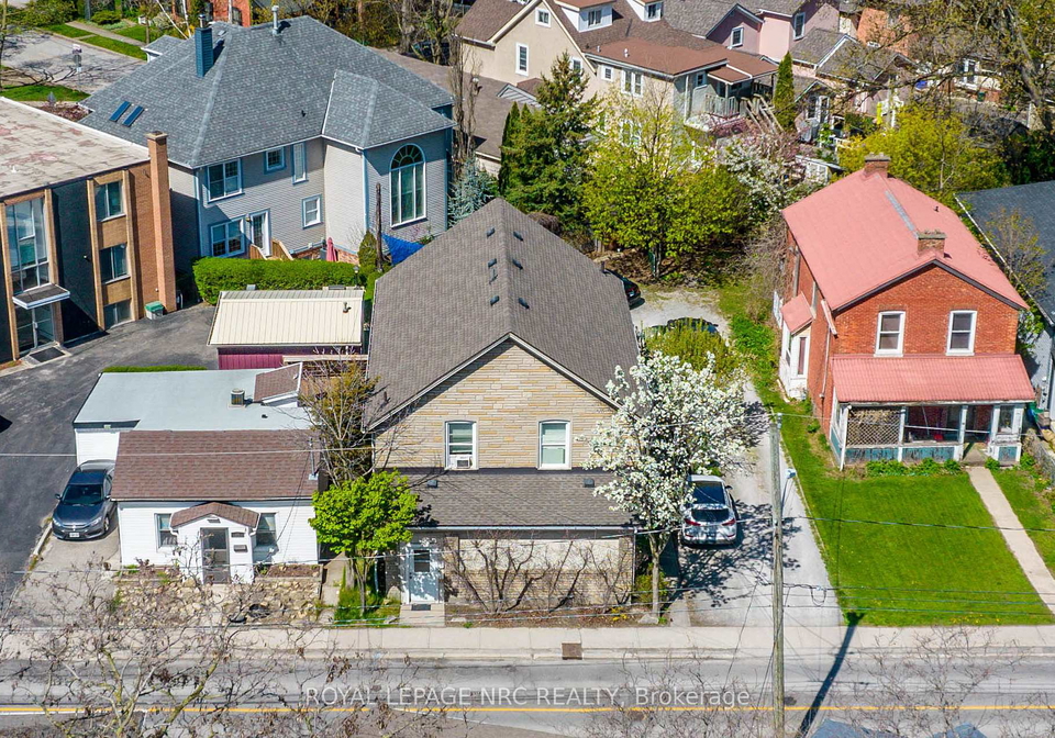 33-lake-street-st-catharines-ontario-x12324597