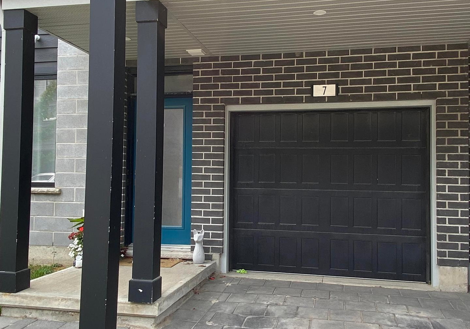 17edgevalley-road-london-east-ontario-x12324672