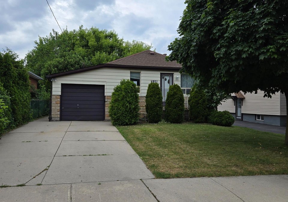 218-east-44th-street-hamilton-ontario-x12324712