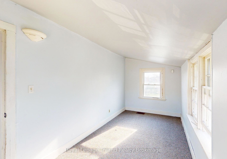 747-dundas-street-woodstock-ontario-x12324738