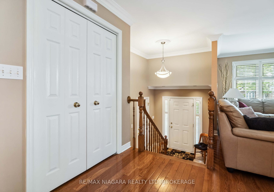 8123-beaver-glen-drive-niagara-falls-ontario-x12324889