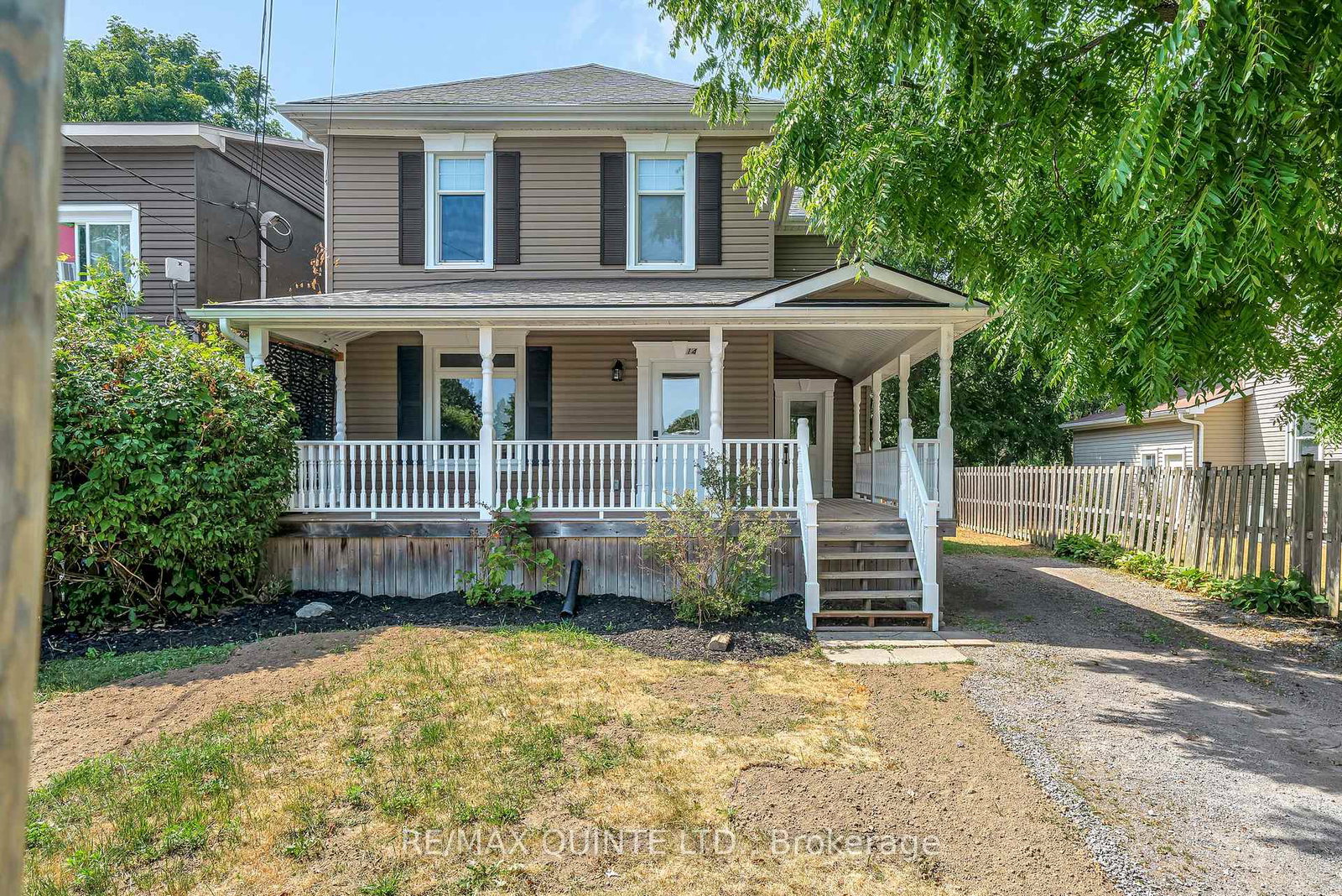 14-elm-street-prince-edward-county-ontario-x12325033