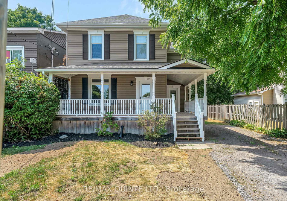14-elm-street-prince-edward-county-ontario-x12325033