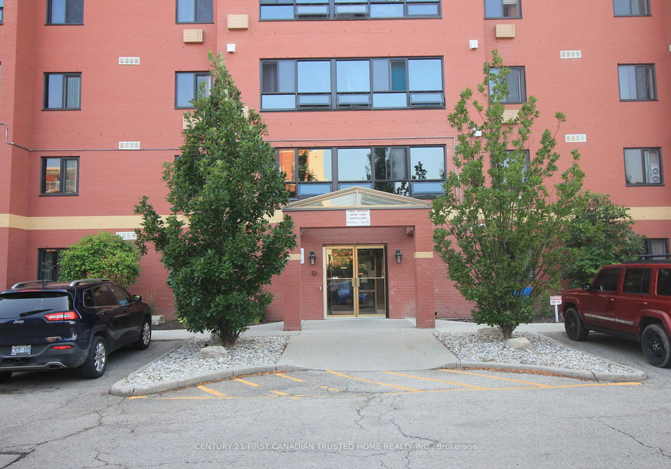 95-baseline-road-w-w-london-south-ontario-x12325066