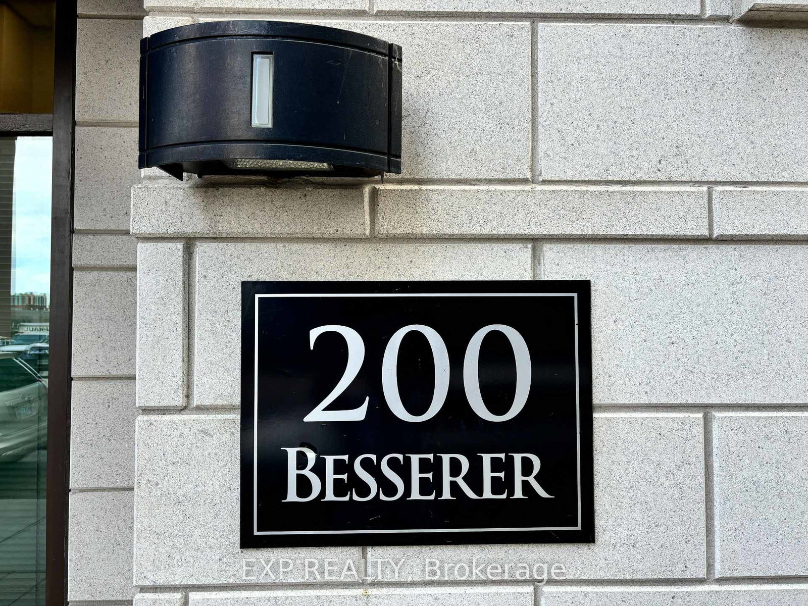 200-besserer-street-ottawa-ontario-x12325110