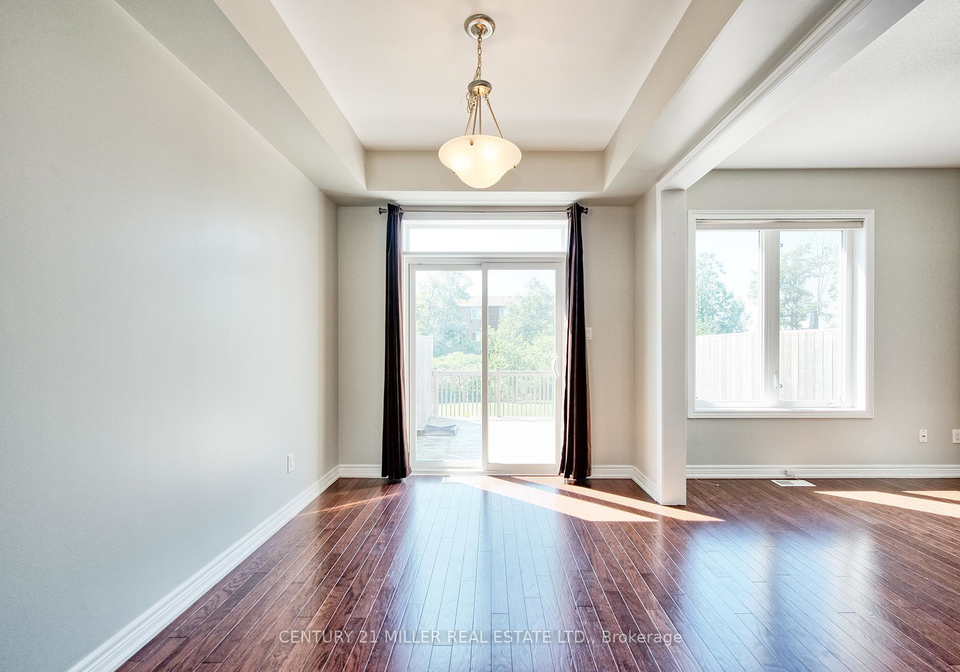 4seabreeze-crescent-hamilton-ontario-x12325135