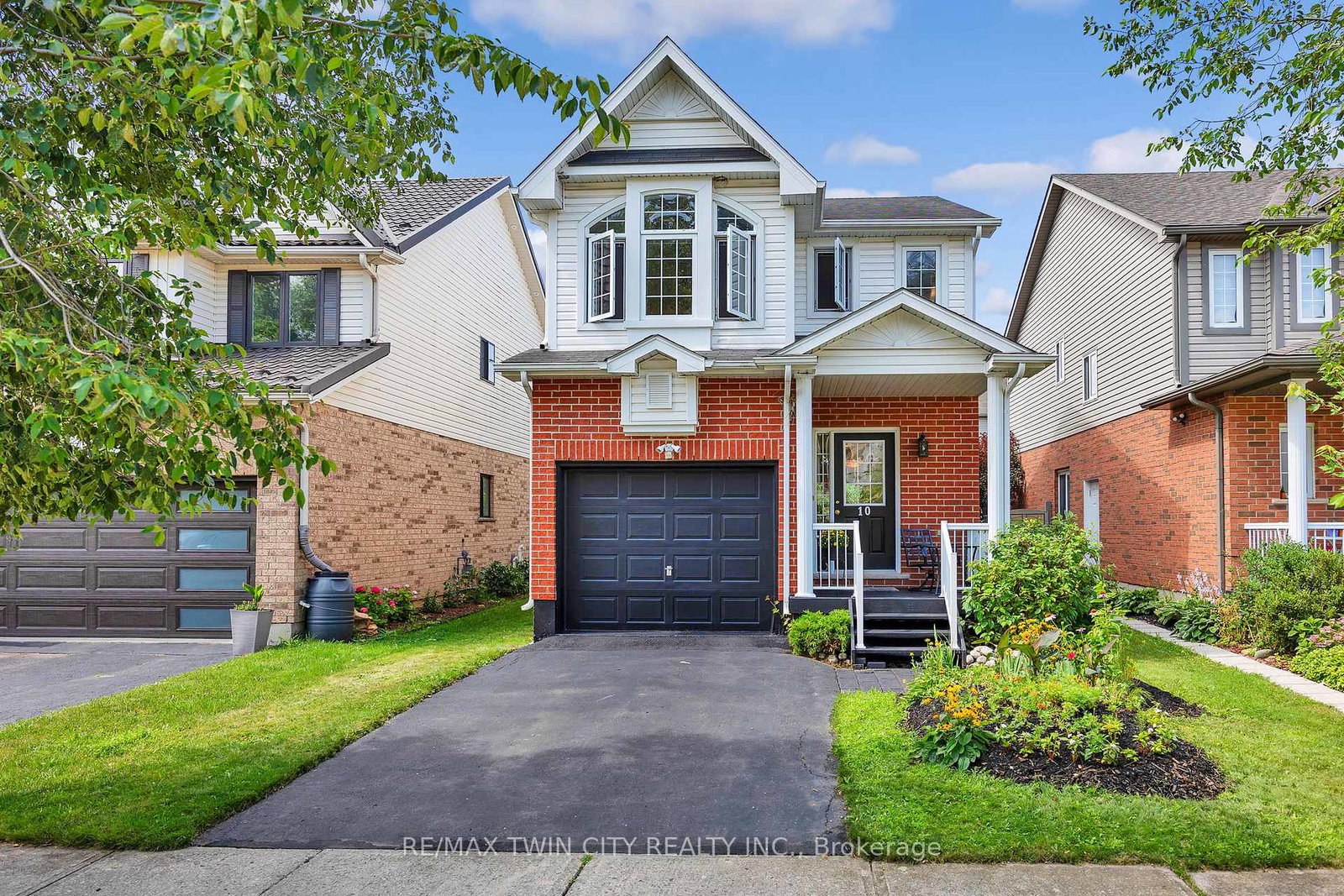10-ivy-lane-court-kitchener-ontario-x12325209