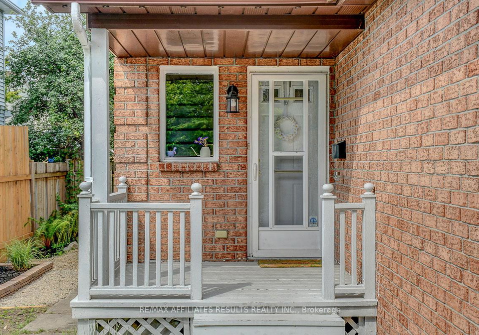 1626-tache-way-ottawa-ontario-x12325215