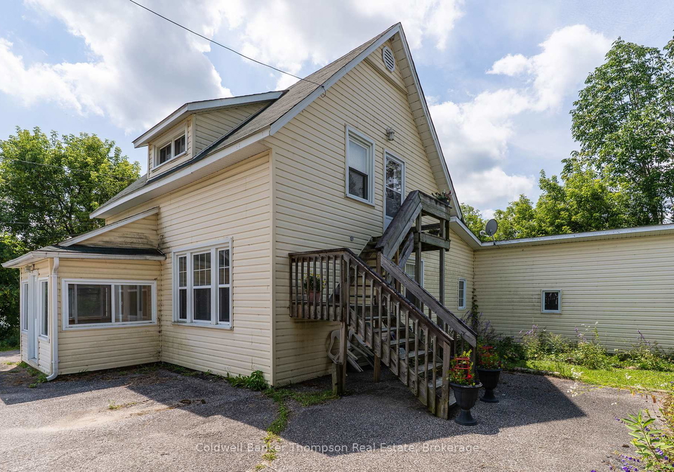 135-ontario-street-burks-falls-ontario-x12325248