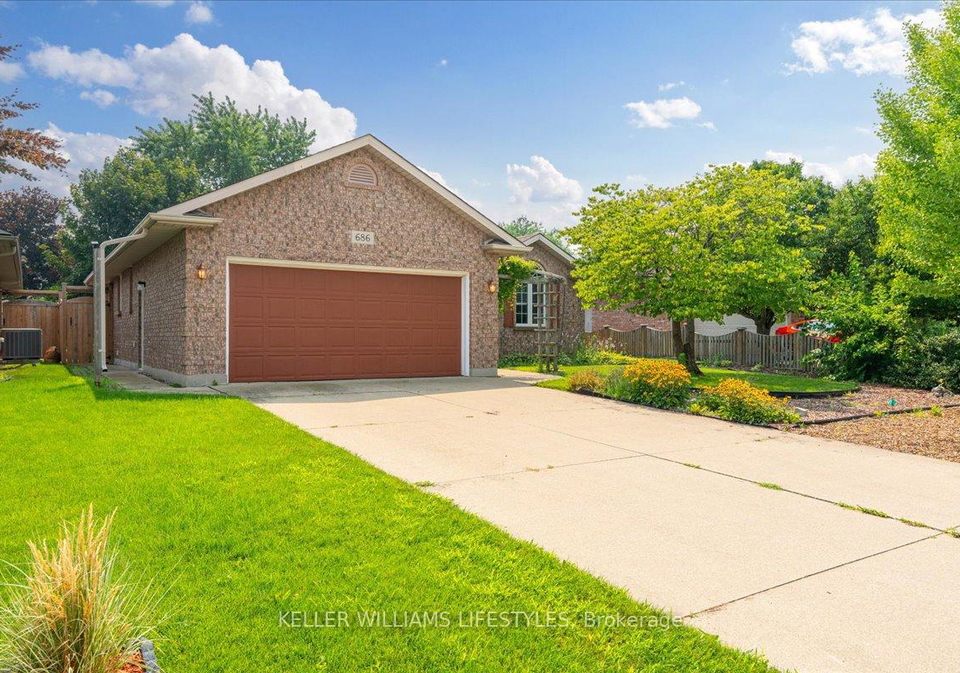 686-humber-drive-sarnia-ontario-x12325273