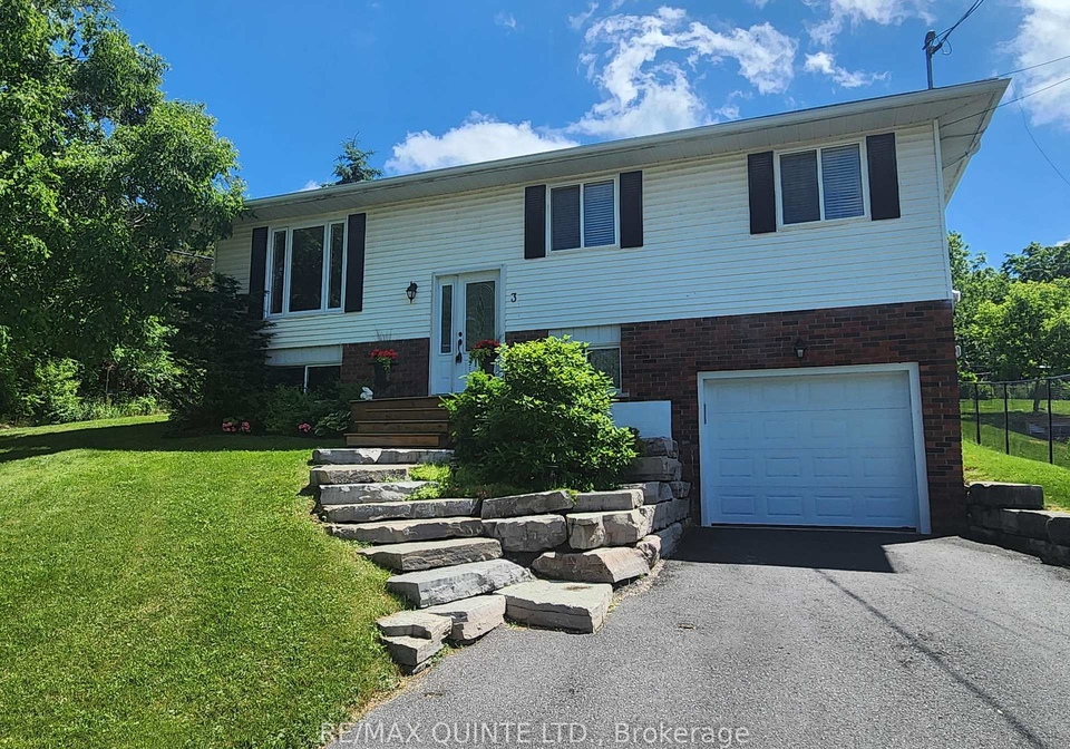 3-cumberland-street-prince-edward-county-ontario-x12325325