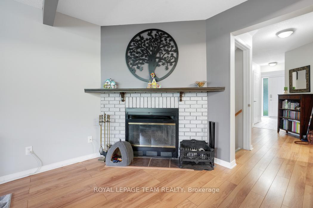 50-hummingbird-crescent-n-n-ottawa-ontario-x12325504