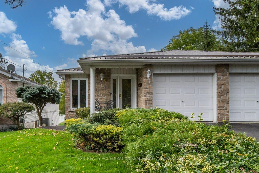 8-slash-road-greater-napanee-ontario-x12325649