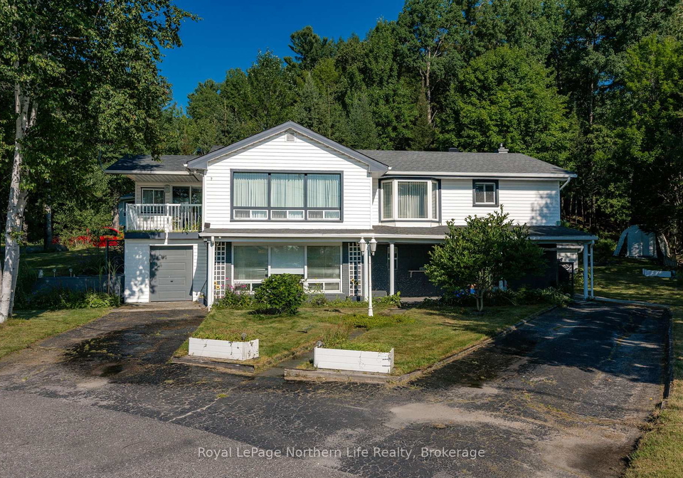 32-highway-654-na-w-w-callander-ontario-x12325786