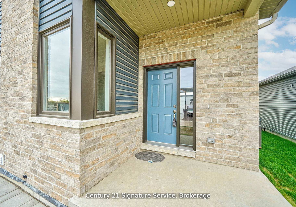 12-griffin-street-prince-edward-county-ontario-x12325800