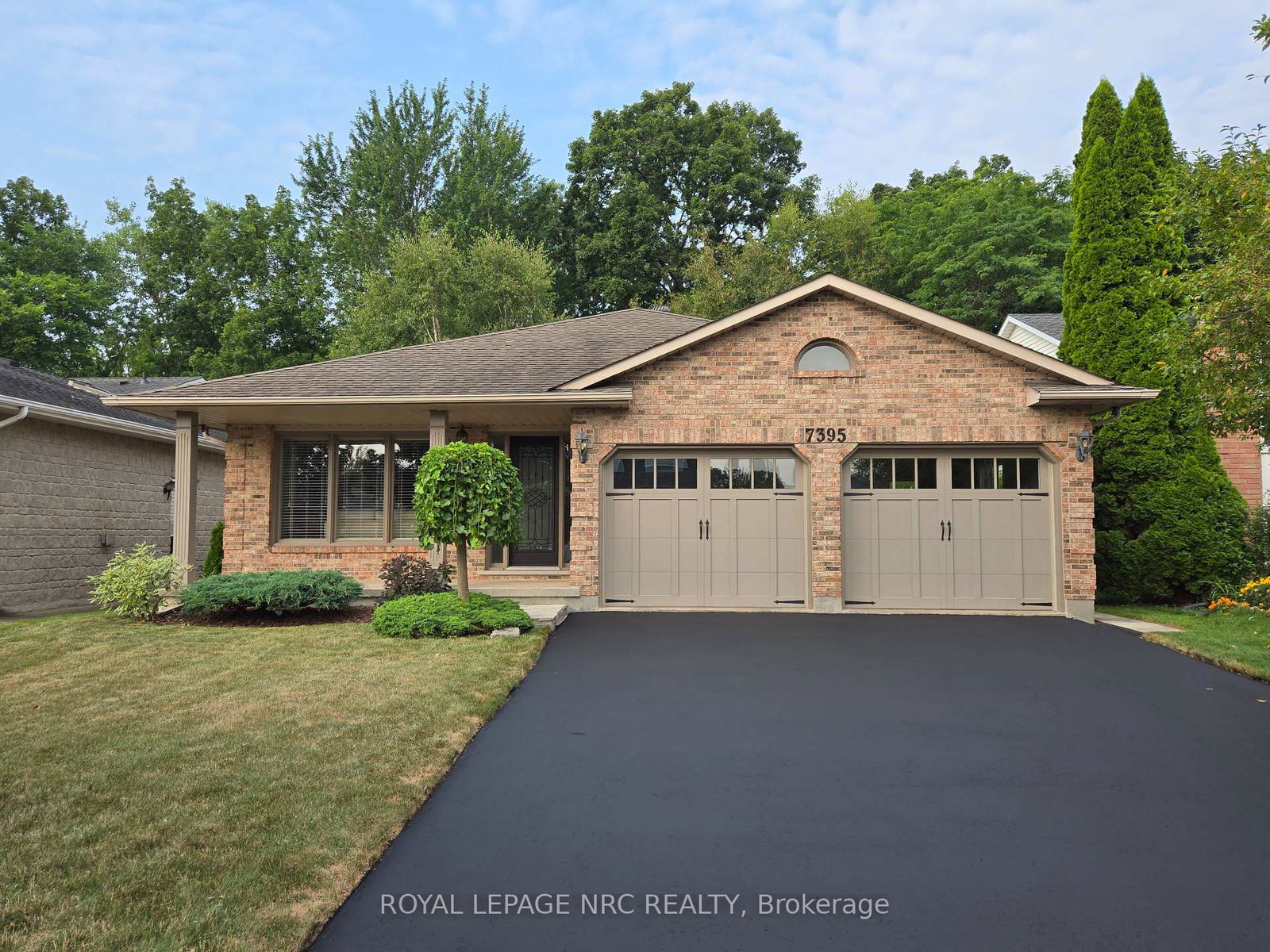 7395-lakewood-crescent-niagara-falls-ontario-x12326061