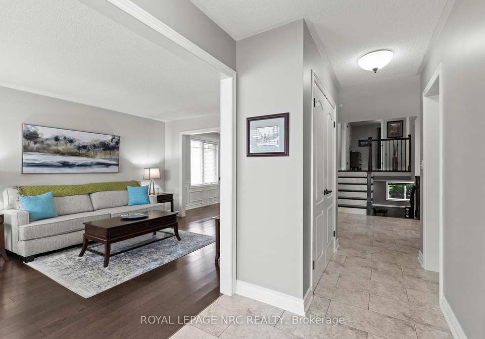 7395-lakewood-crescent-niagara-falls-ontario-x12326061