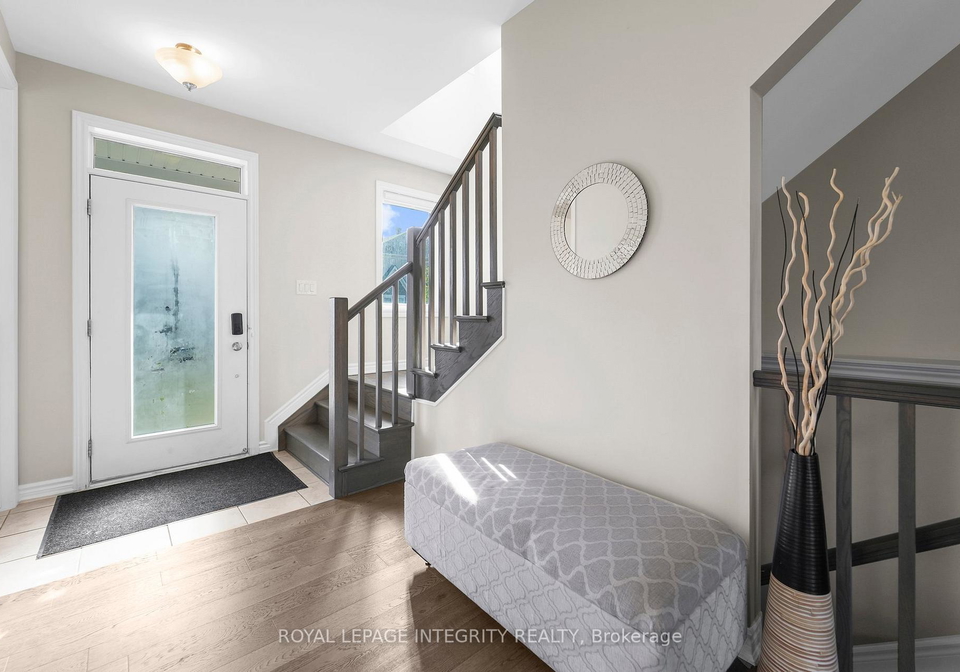 724-vennecy-terrace-ottawa-ontario-x12326244