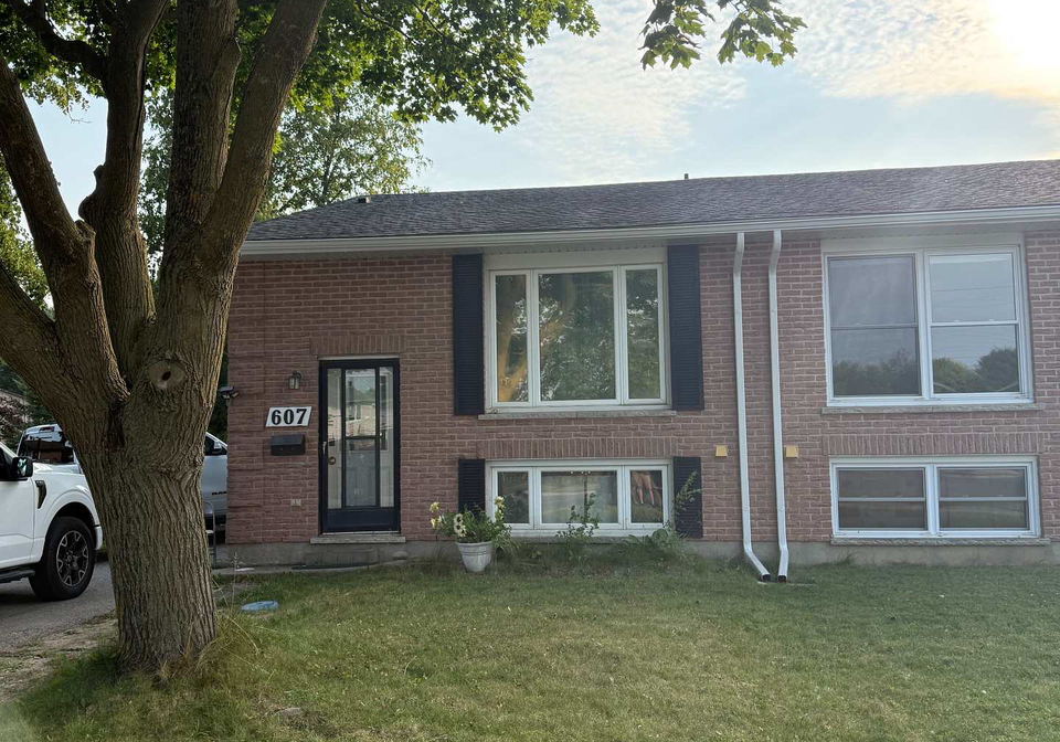 607-deveron-crescent-london-south-ontario-x12326382