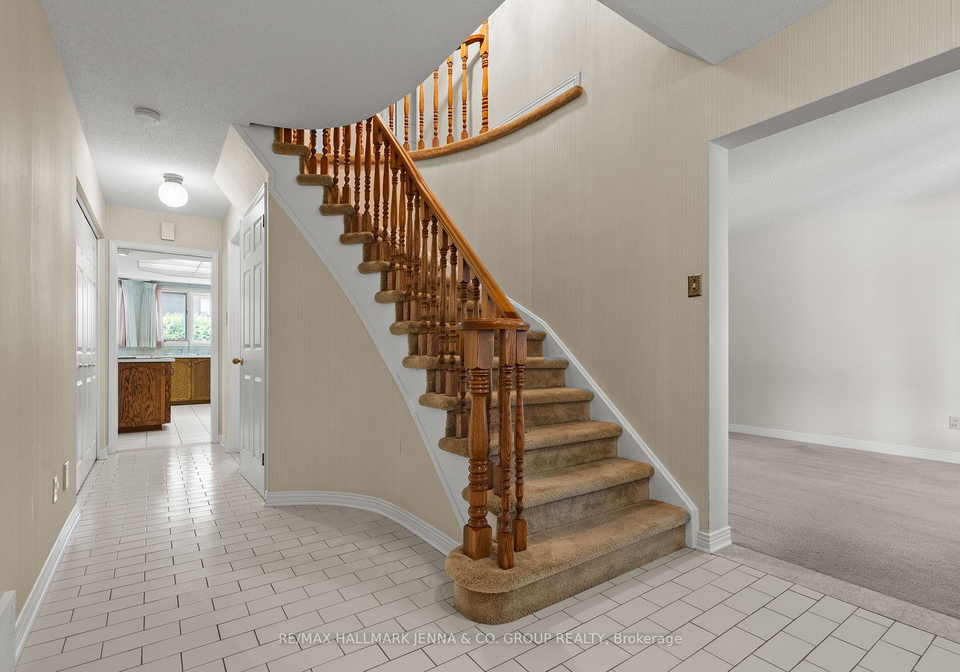 28-pine-bluff-trail-ottawa-ontario-x12326501
