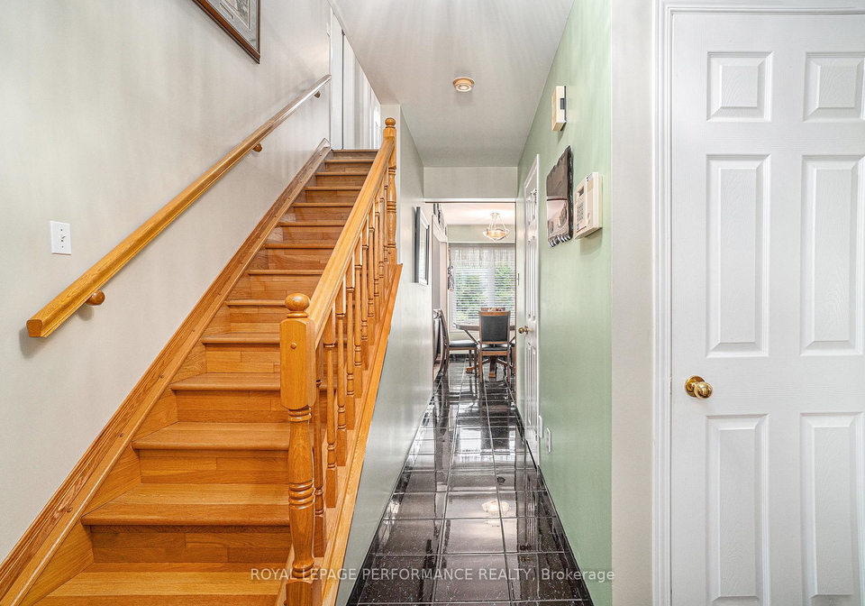 60-hickory-street-south-stormont-ontario-x12326503