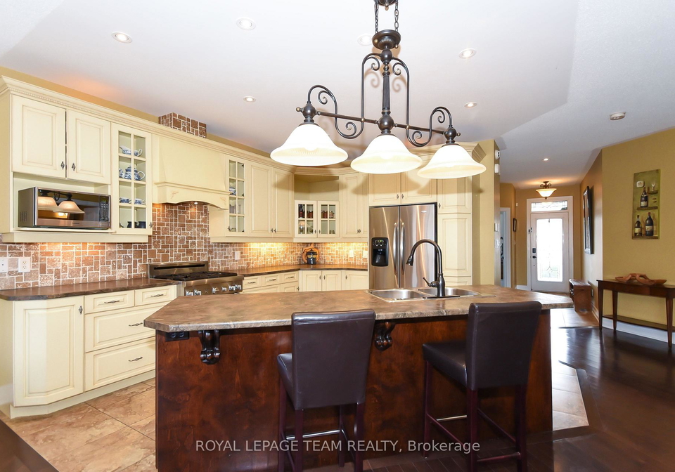 267-cairnsmore-circle-ottawa-ontario-x12326532