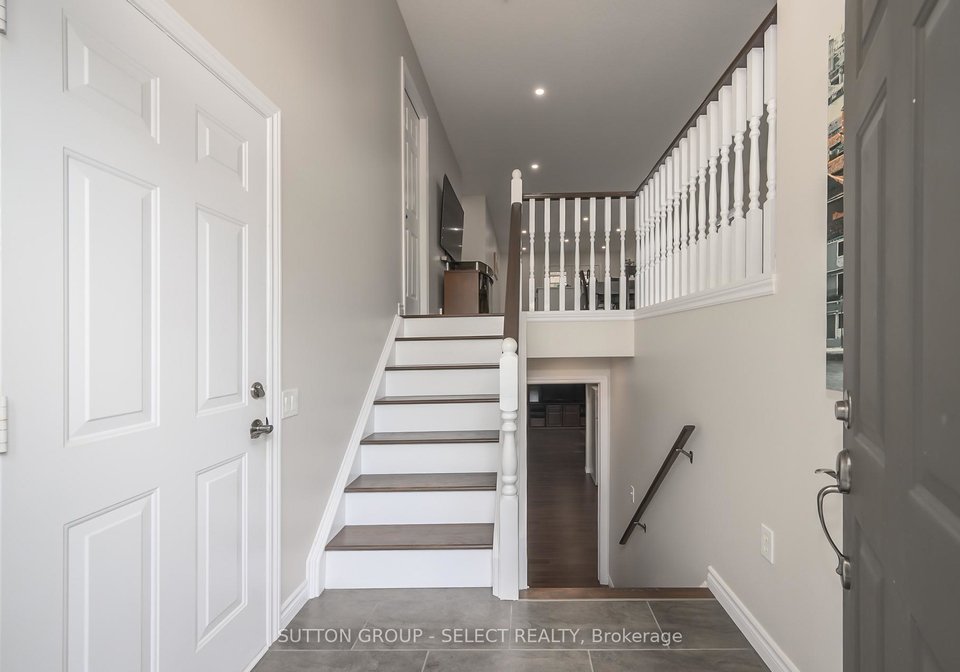 83-middlesex-drive-strathroy-caradoc-ontario-x12326549
