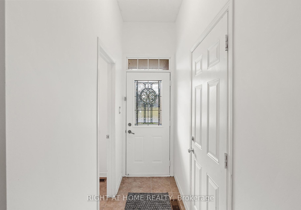 206-calaveras-avenue-ottawa-ontario-x12326591