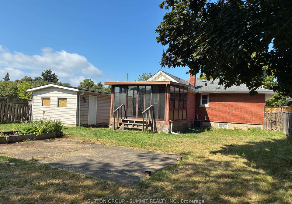 6-howard-avenue-st-catharines-ontario-x12326761
