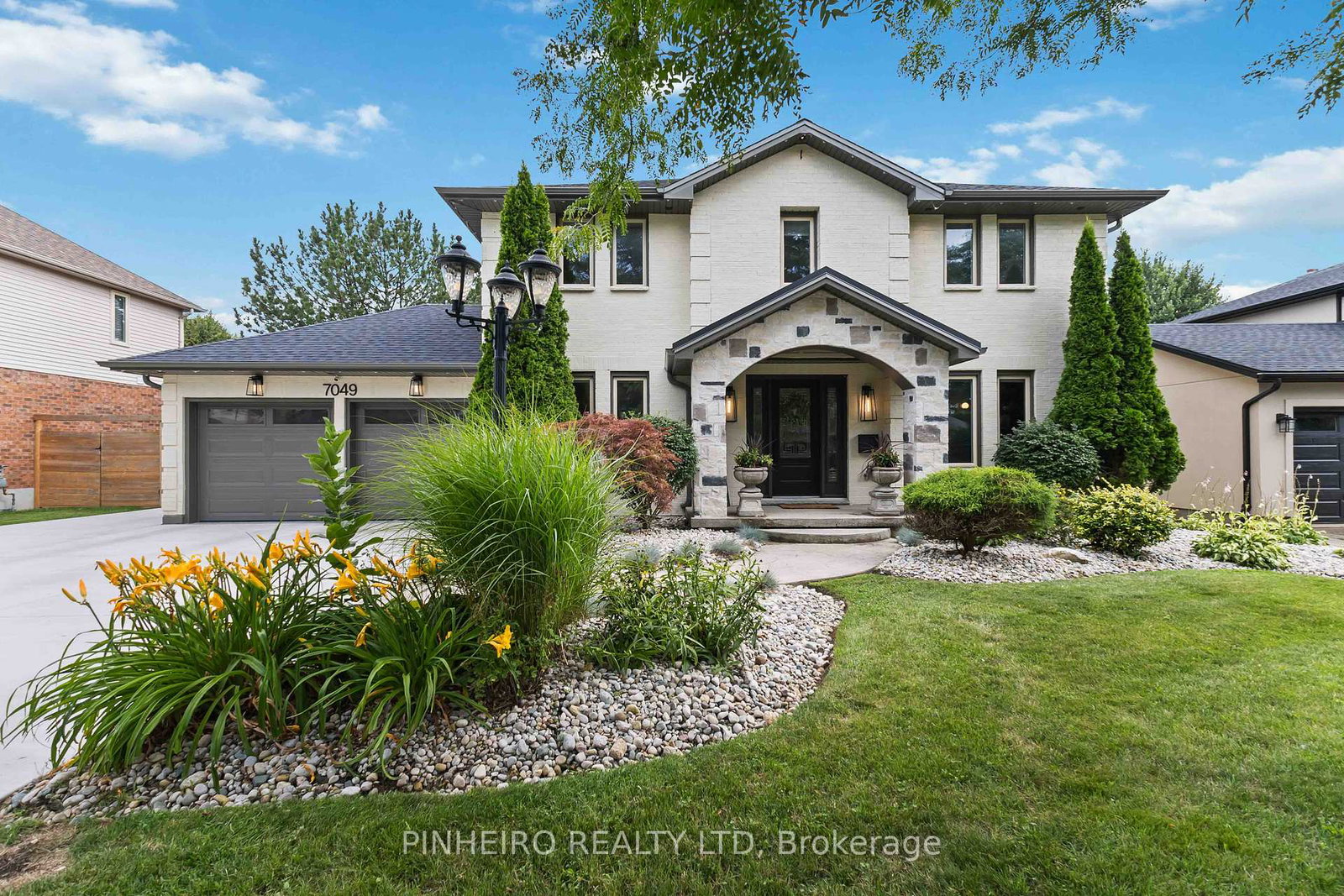 7049-diane-crescent-london-south-ontario-x12326815