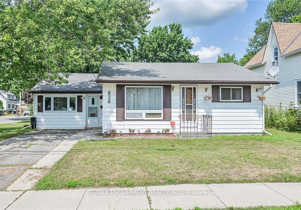 820-pine-street-haldimand-ontario-x12326818
