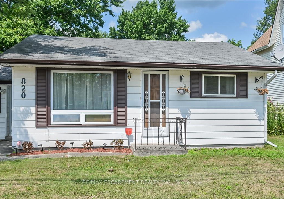 820-pine-street-haldimand-ontario-x12326818