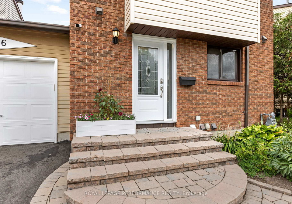 36-berkshire-way-ottawa-ontario-x12326943