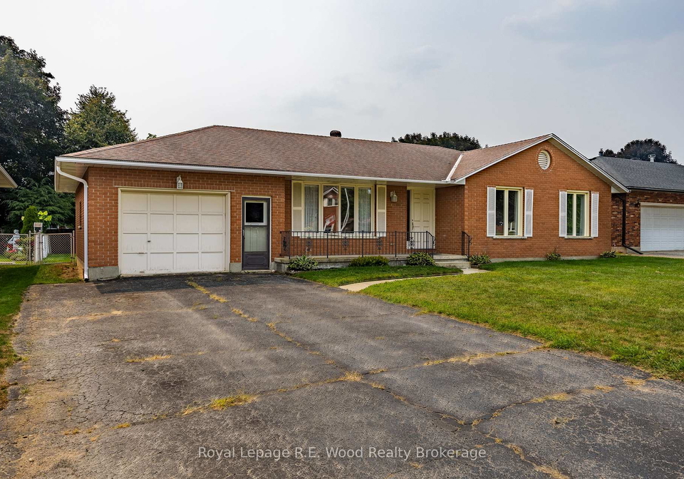 8-alexander-avenue-tillsonburg-ontario-x12327130