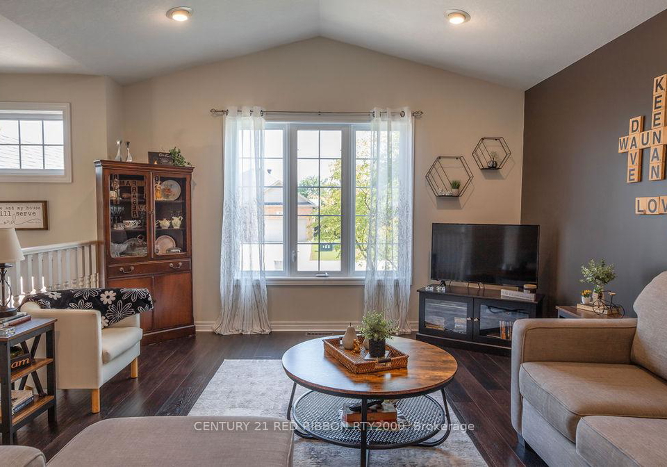 92-ridge-street-strathroy-caradoc-ontario-x12327164