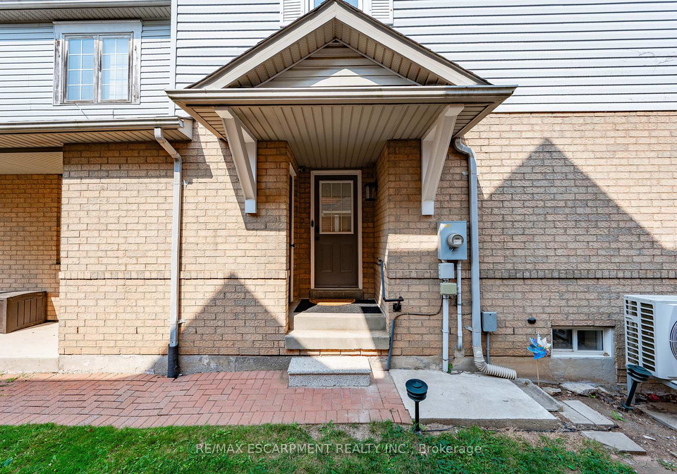 146-rockhaven-lane-hamilton-ontario-x12327223