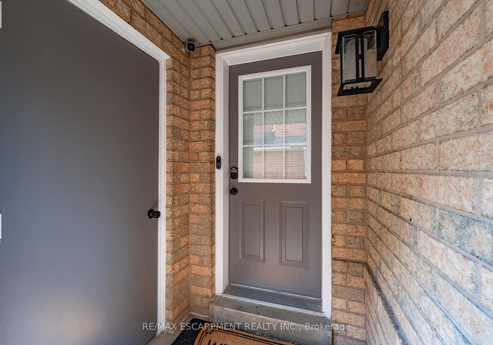 146-rockhaven-lane-hamilton-ontario-x12327223