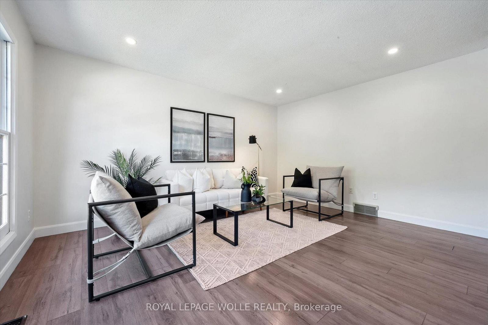 113-matthew-street-kitchener-ontario-x12327339