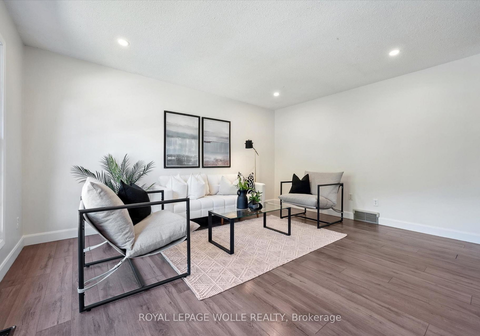 113-matthew-street-kitchener-ontario-x12327339