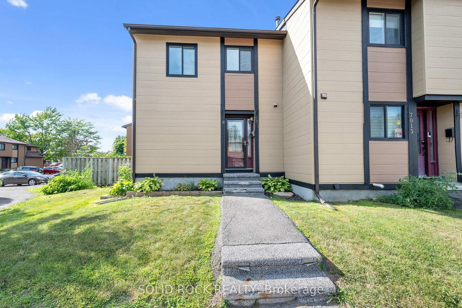 7011-bilberry-drive-ottawa-ontario-x12327500