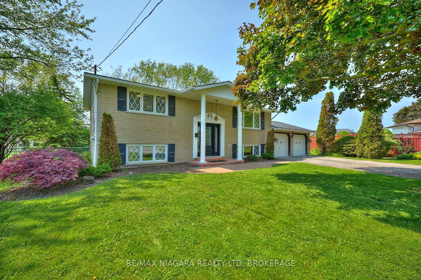 1129-manning-court-fort-erie-ontario-x12327508