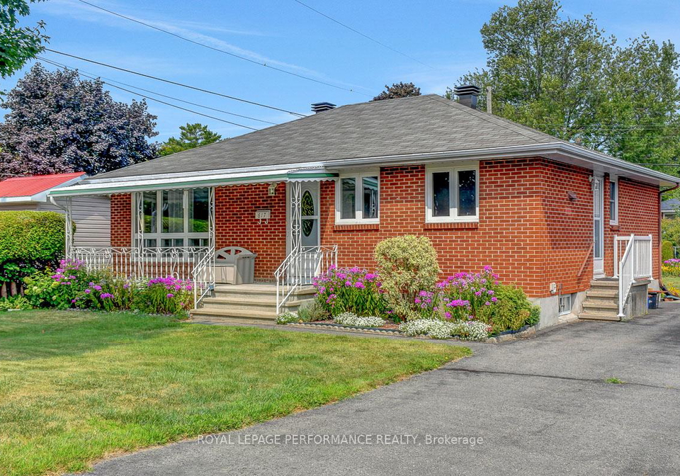 617-gardenvale-road-ottawa-ontario-x12328005