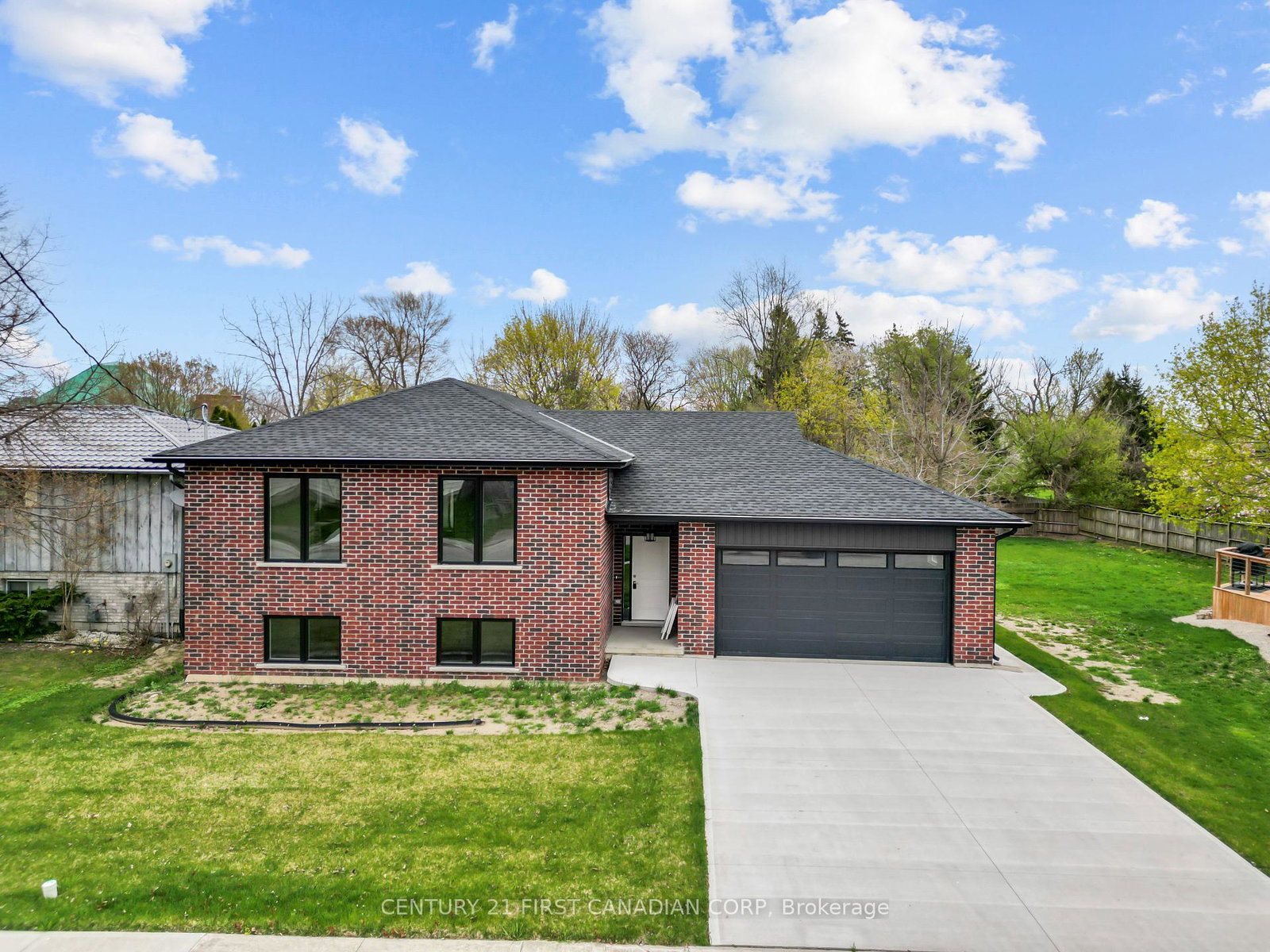 134-king-street-lambton-shores-ontario-x12328071
