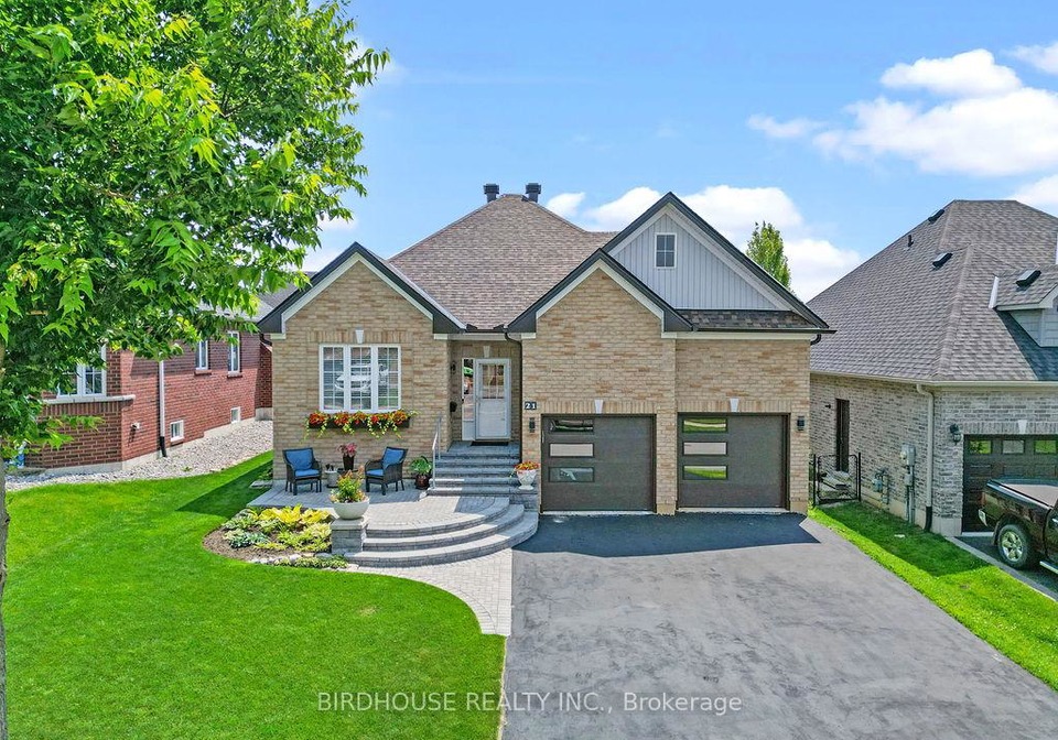 21-ellis-crescent-kawartha-lakes-ontario-x12328080