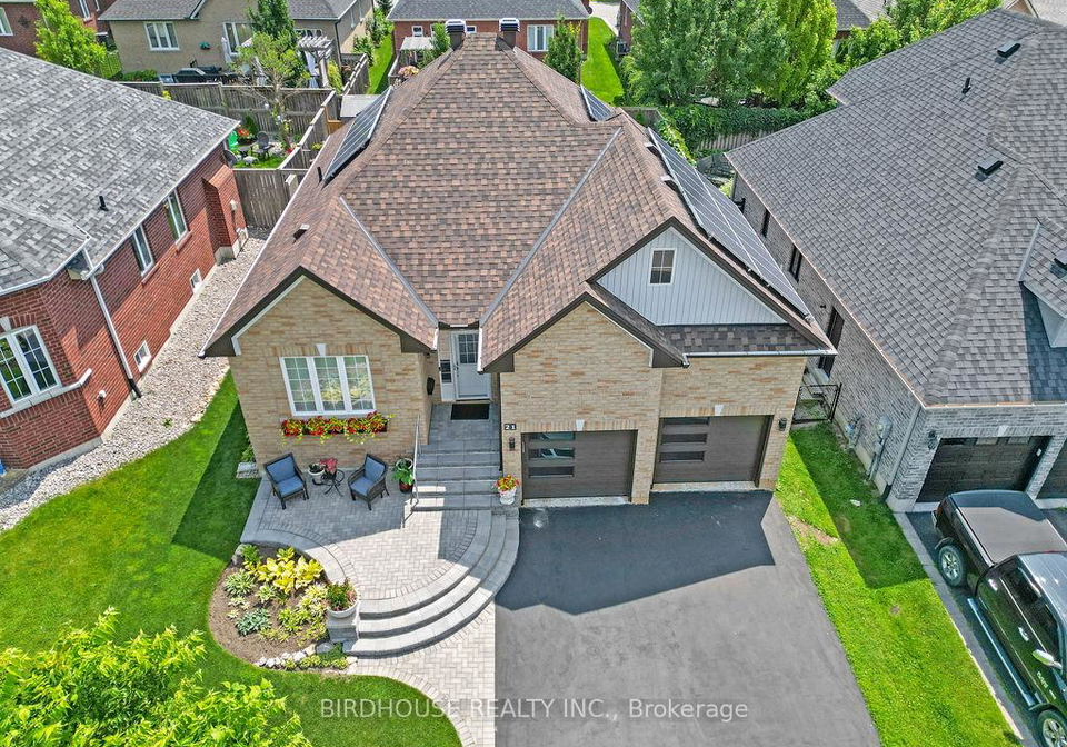 21-ellis-crescent-kawartha-lakes-ontario-x12328080