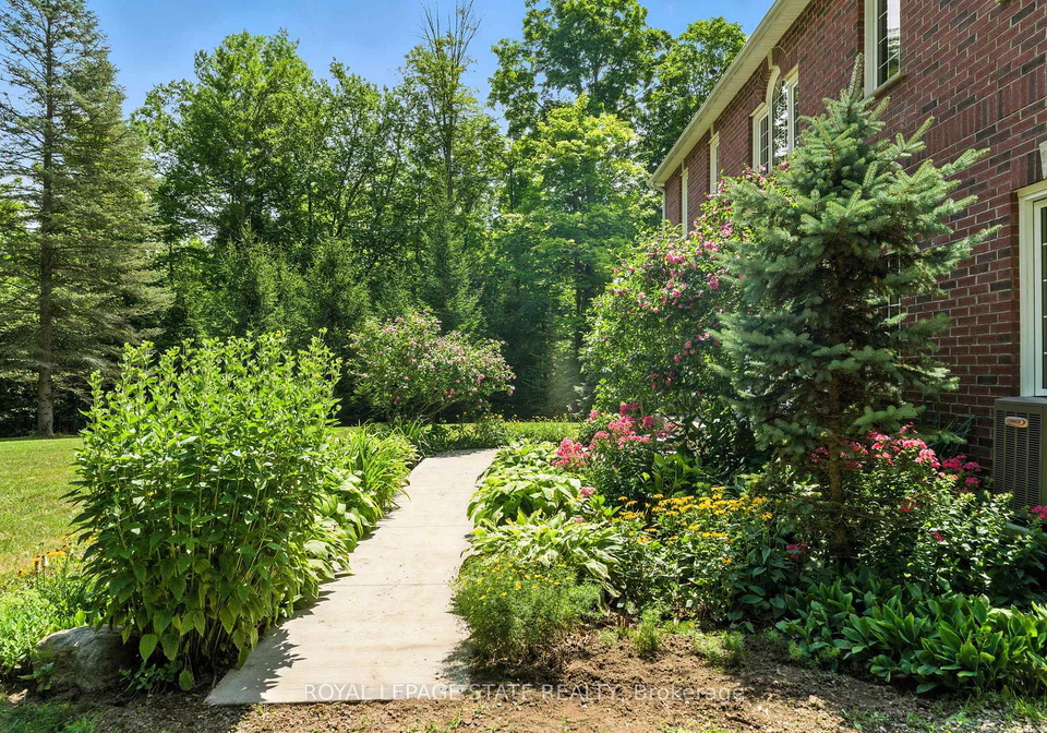 718-field-road-hamilton-ontario-x12328184