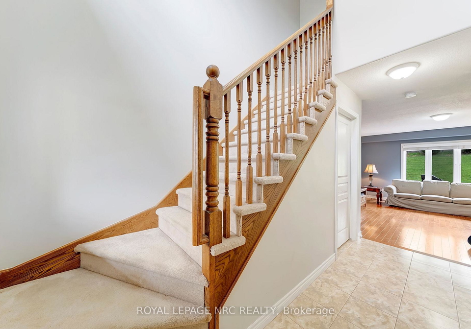 33-plum-tree-lane-grimsby-ontario-x12328260